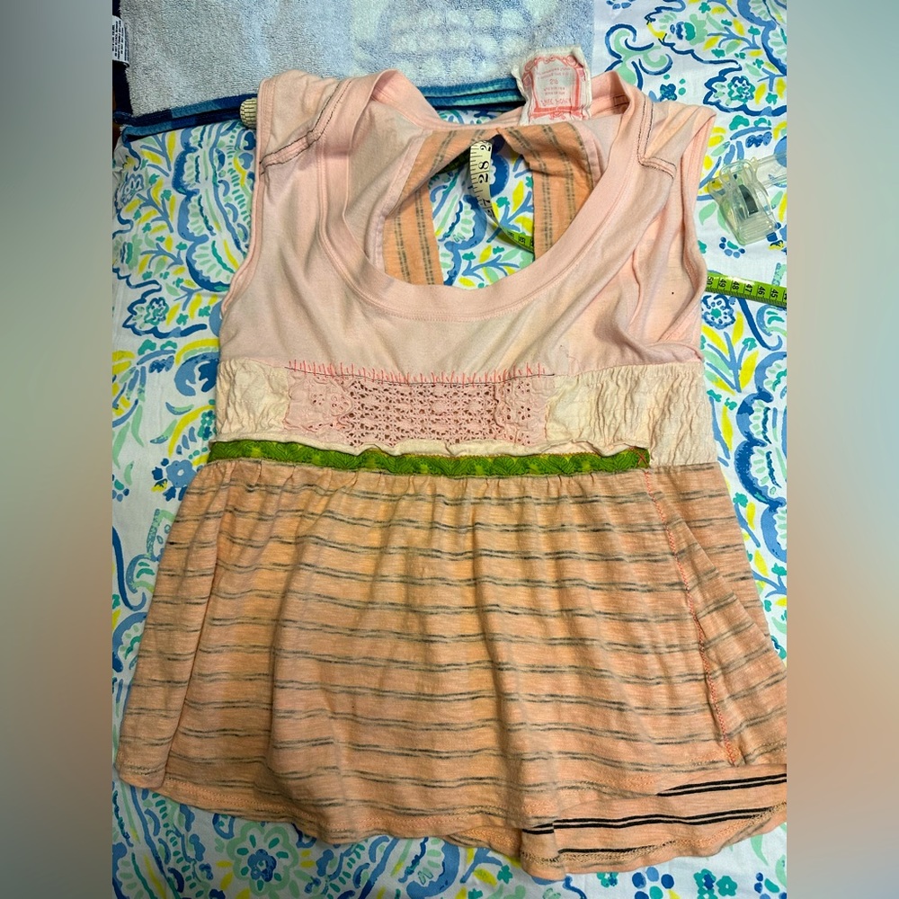 Ladies Free People sleeveless top